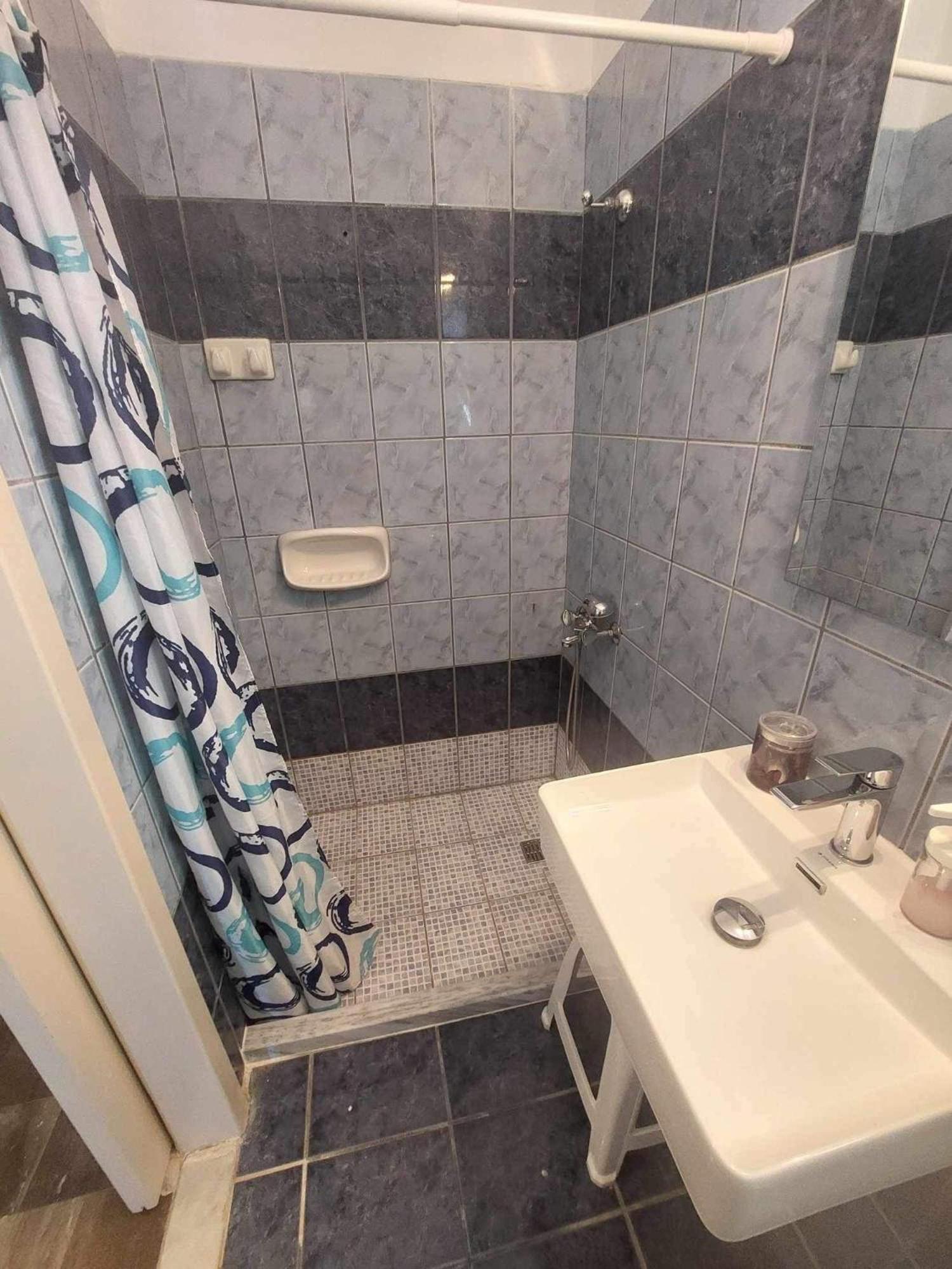 Antzela Apartmán *