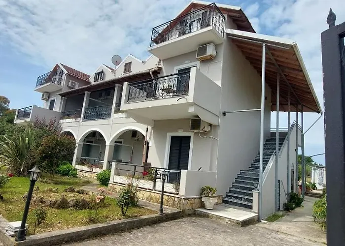 Antzela Apartments